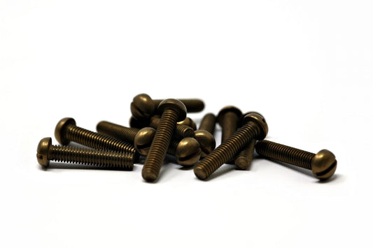 Screw 1" x 1/2" Brass
