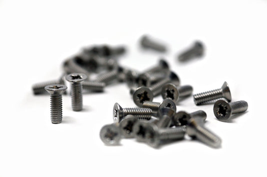 Screw 4mm x 12mm
