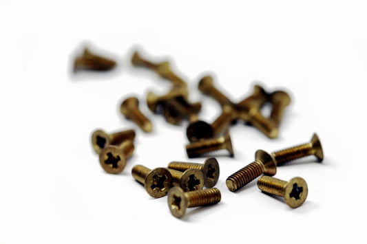 Screw 4mm x 12mm Brass