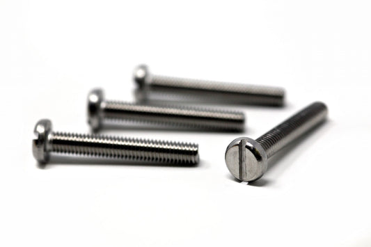 Screw 6mm x 40mm