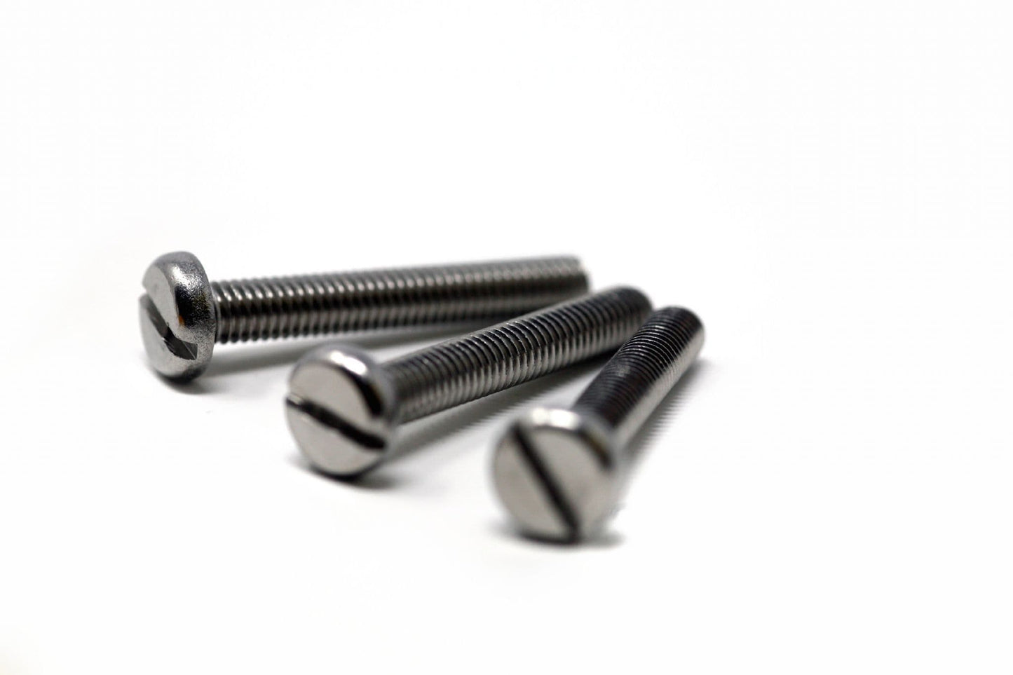 Screw 6mm x 40mm